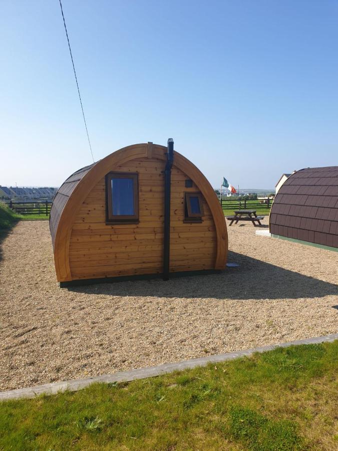 Geraghtys Farmyard Pods Hotel Belmullet Kültér fotó