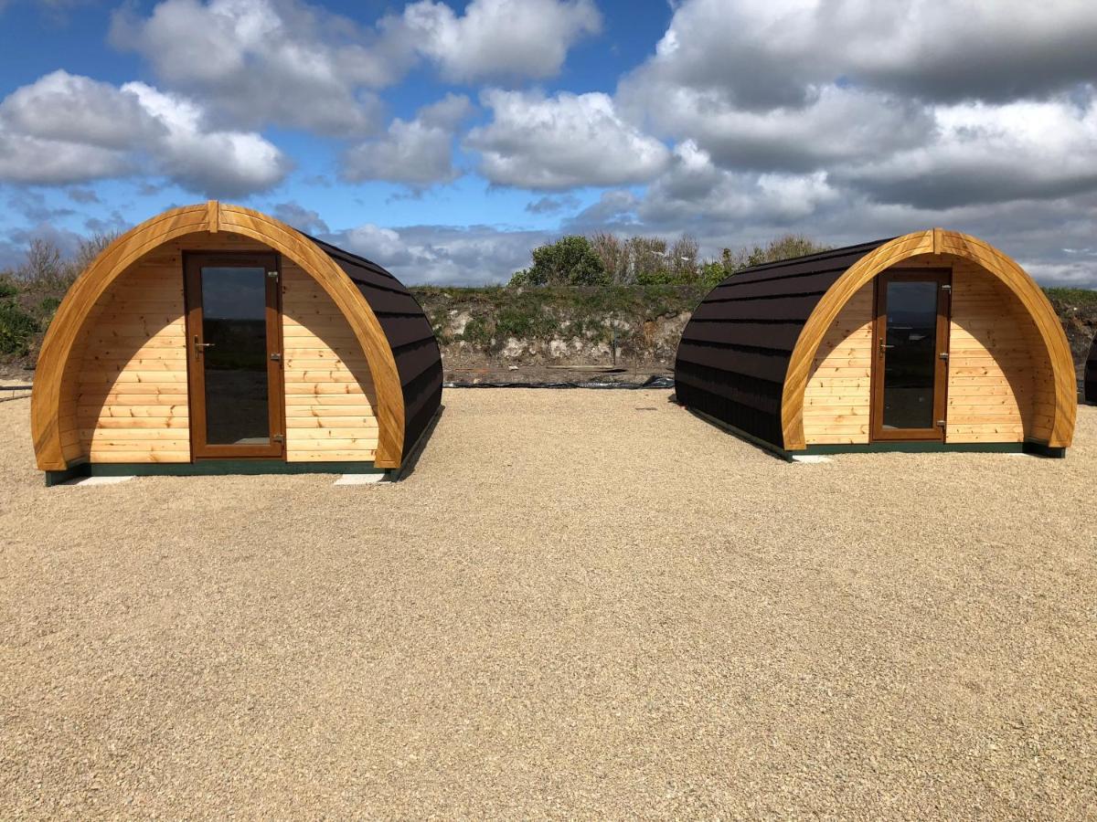 Geraghtys Farmyard Pods Hotel Belmullet Kültér fotó